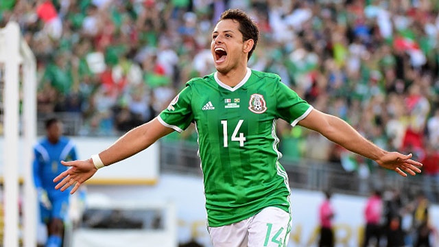 Mexico vs Jamaica (2-0): Chicharito toa sang hinh anh