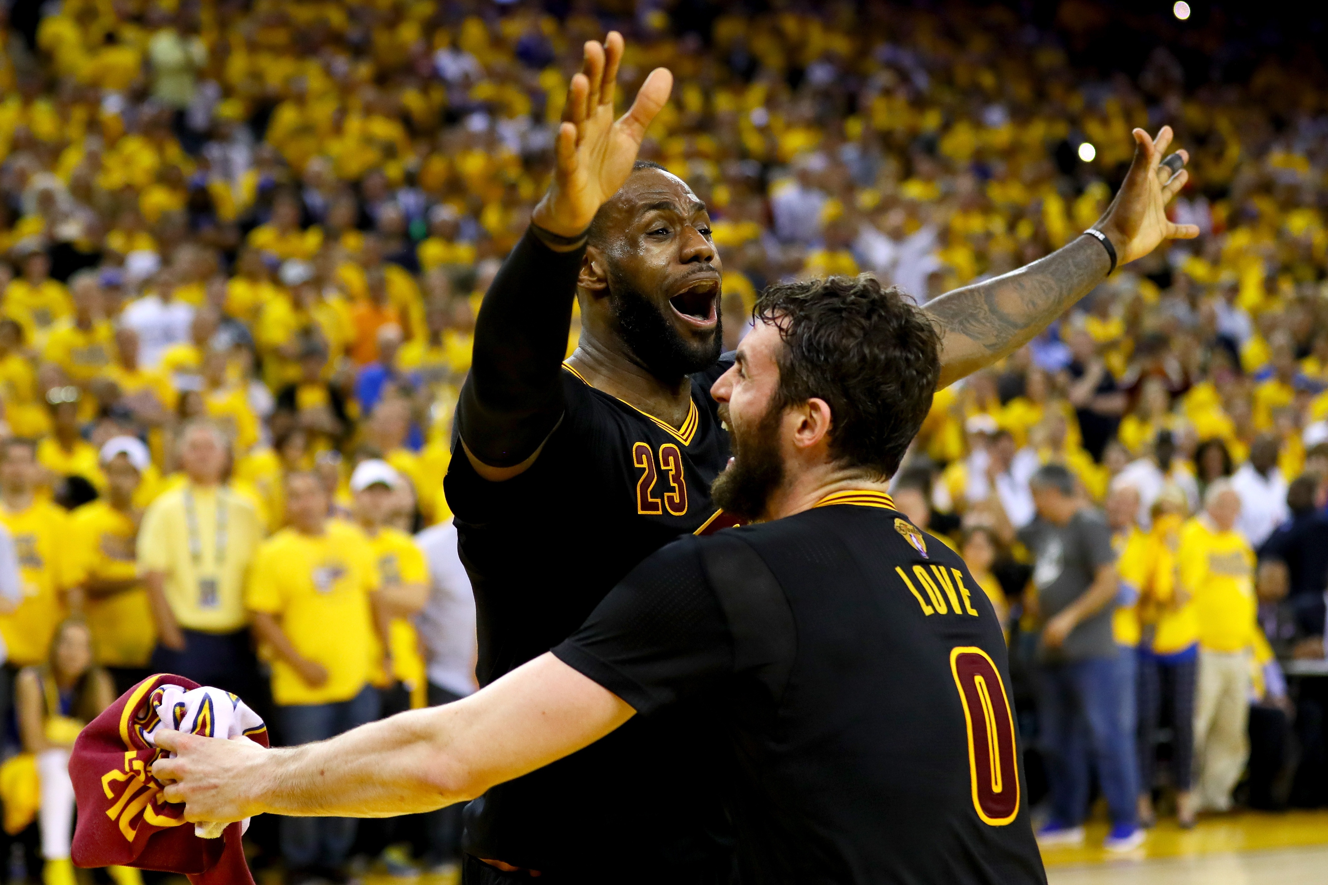 LeBron James òa khóc ảnh 1 LeBron James oa khoc anh 1