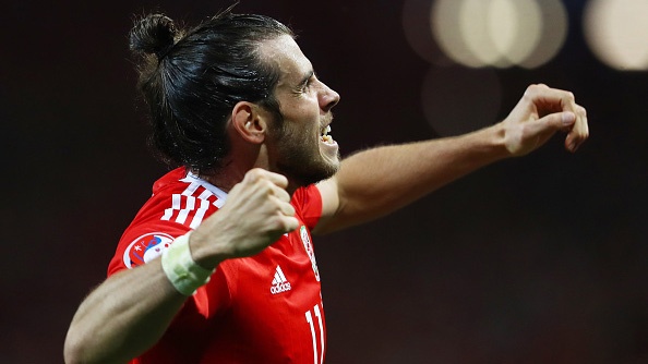 Bale toa sang, Xu Wales vuot Anh len dau bang hinh anh