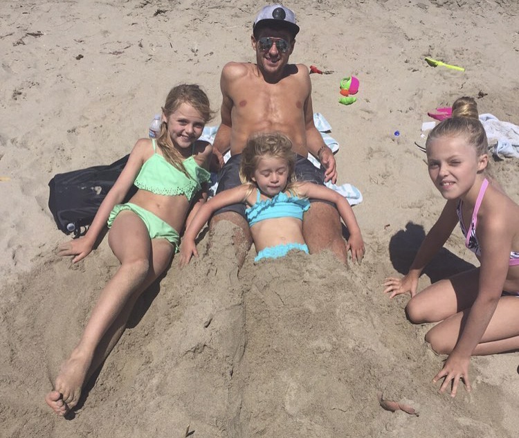 Mua he khong Euro cua sao bong da anh 11