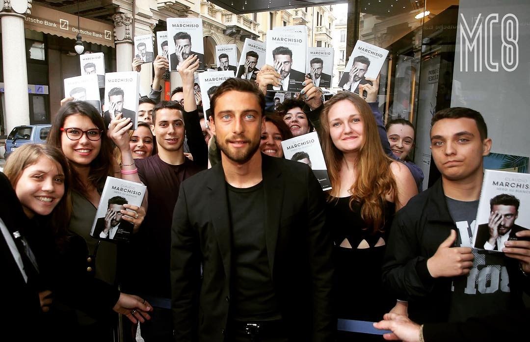 Mua he khong Euro cua sao bong da anh 7