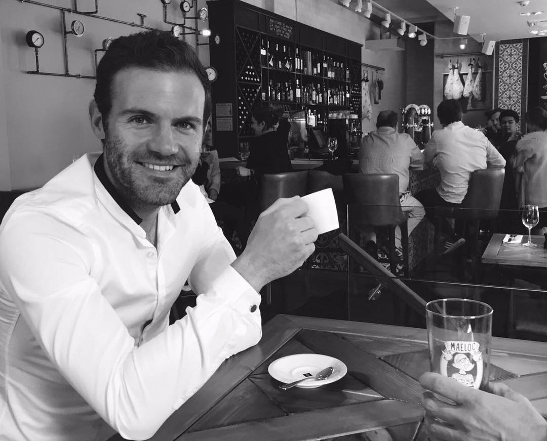 Mua he khong Euro cua sao bong da anh 3