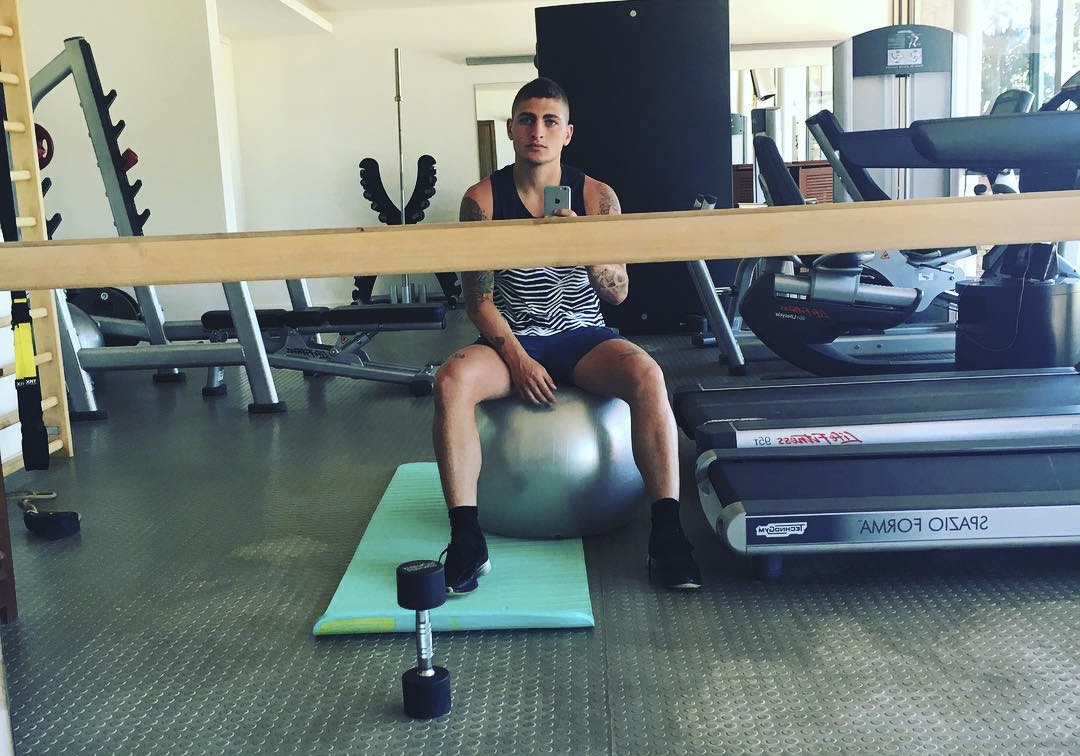 Mua he khong Euro cua sao bong da anh 15