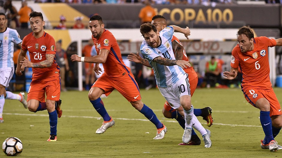 Messi khoc nuc no anh 9