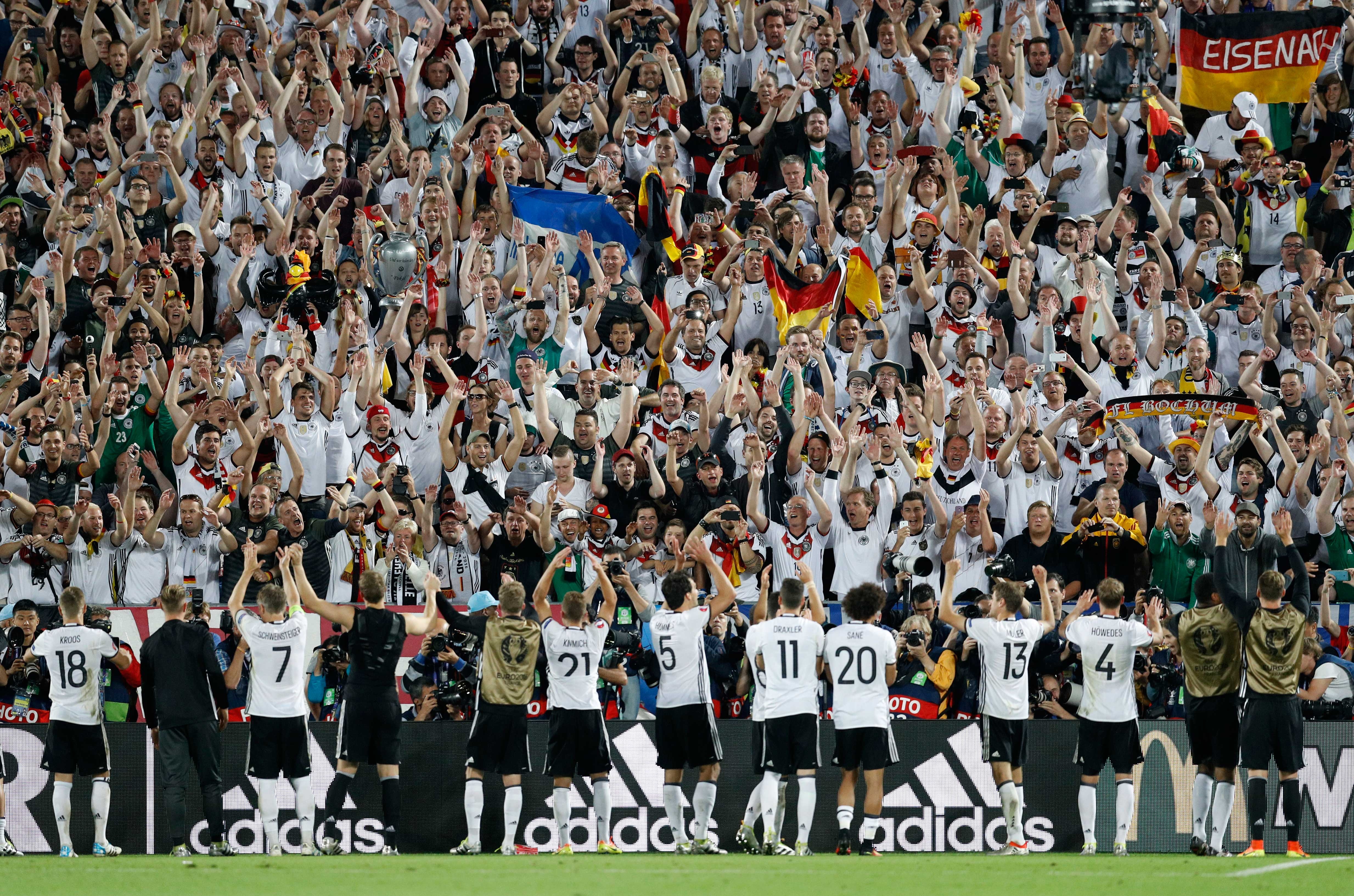 Duc vo oa sau chien thang lich su anh 6