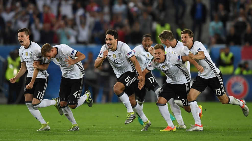 Duc vao ban ket sau loat sut luan luu nghet tho hinh anh