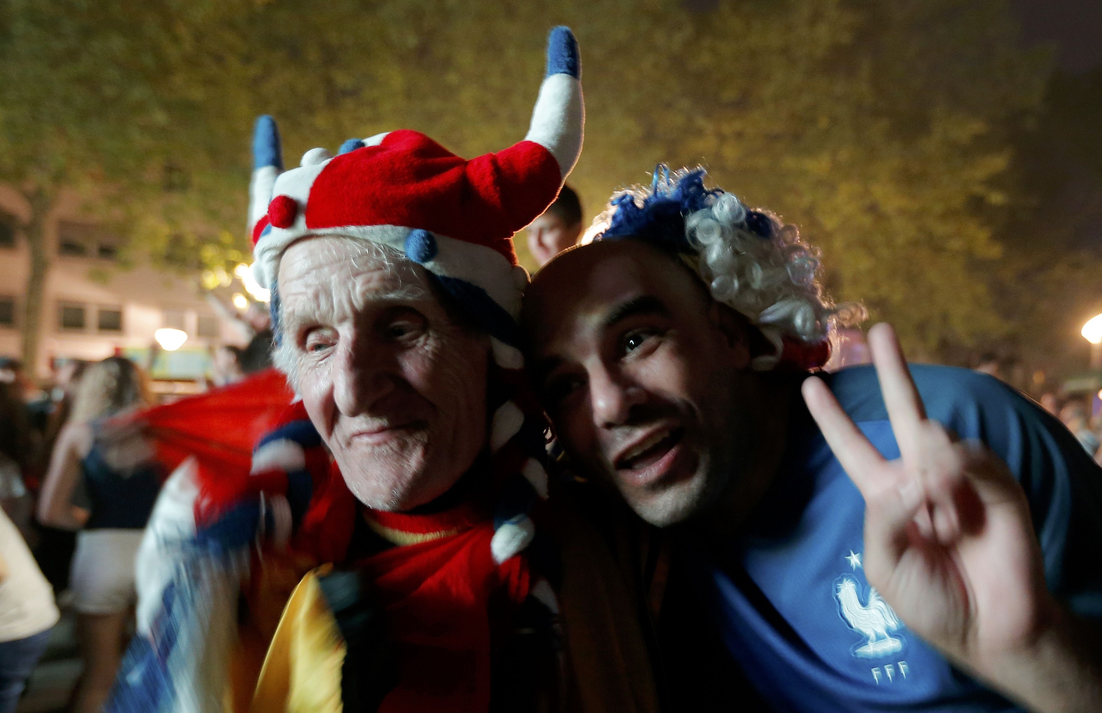 Phap vao chung ket Euro anh 10