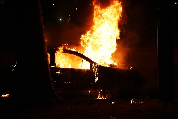 Bao loan tai Paris sau that bai cua tuyen Phap hinh anh