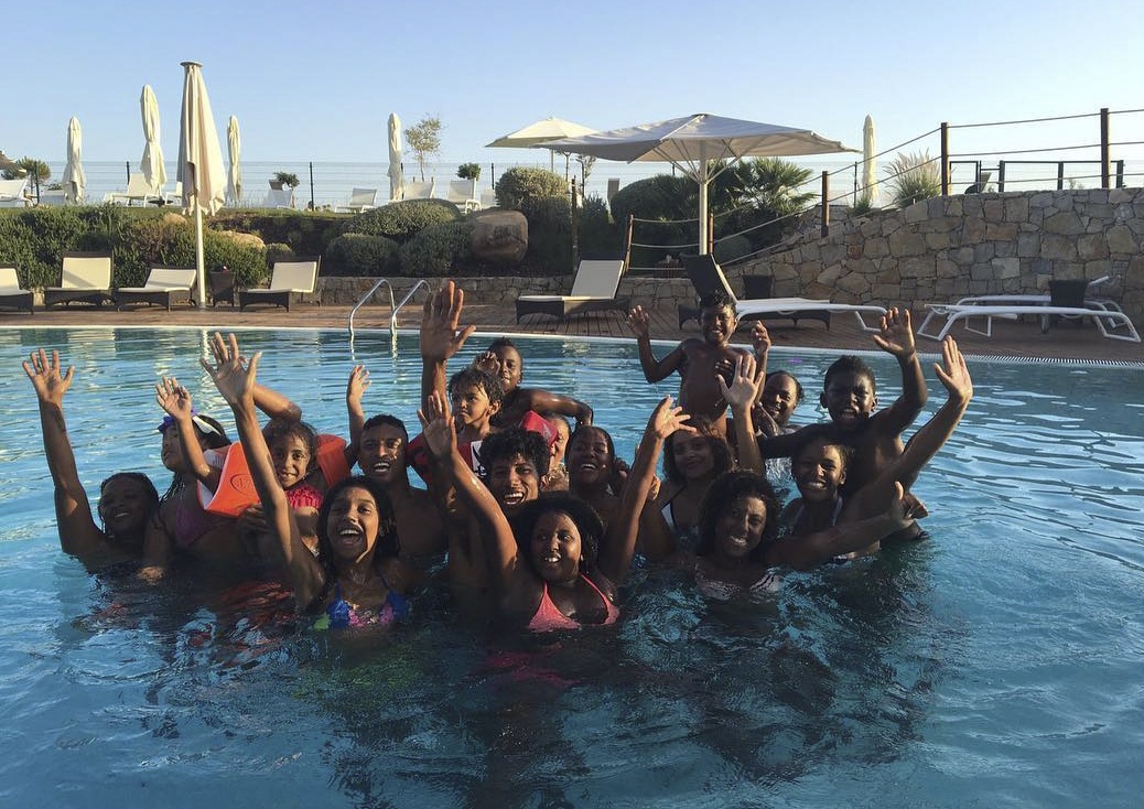 Ronaldo đọ bụng sáu múi ảnh 3 Ronaldo do bung sau mui anh 3