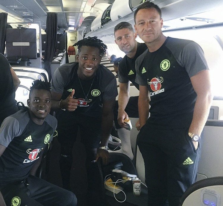 Messi trinh lang kieu toc moi anh 9