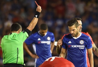 Chelsea vs Liverpool (1-0): Fabregas nhan the do truc tiep hinh anh