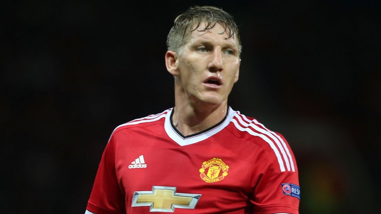 Chuyen nhuong 2/8: Lo ben do bat ngo cua Schweinsteiger hinh anh
