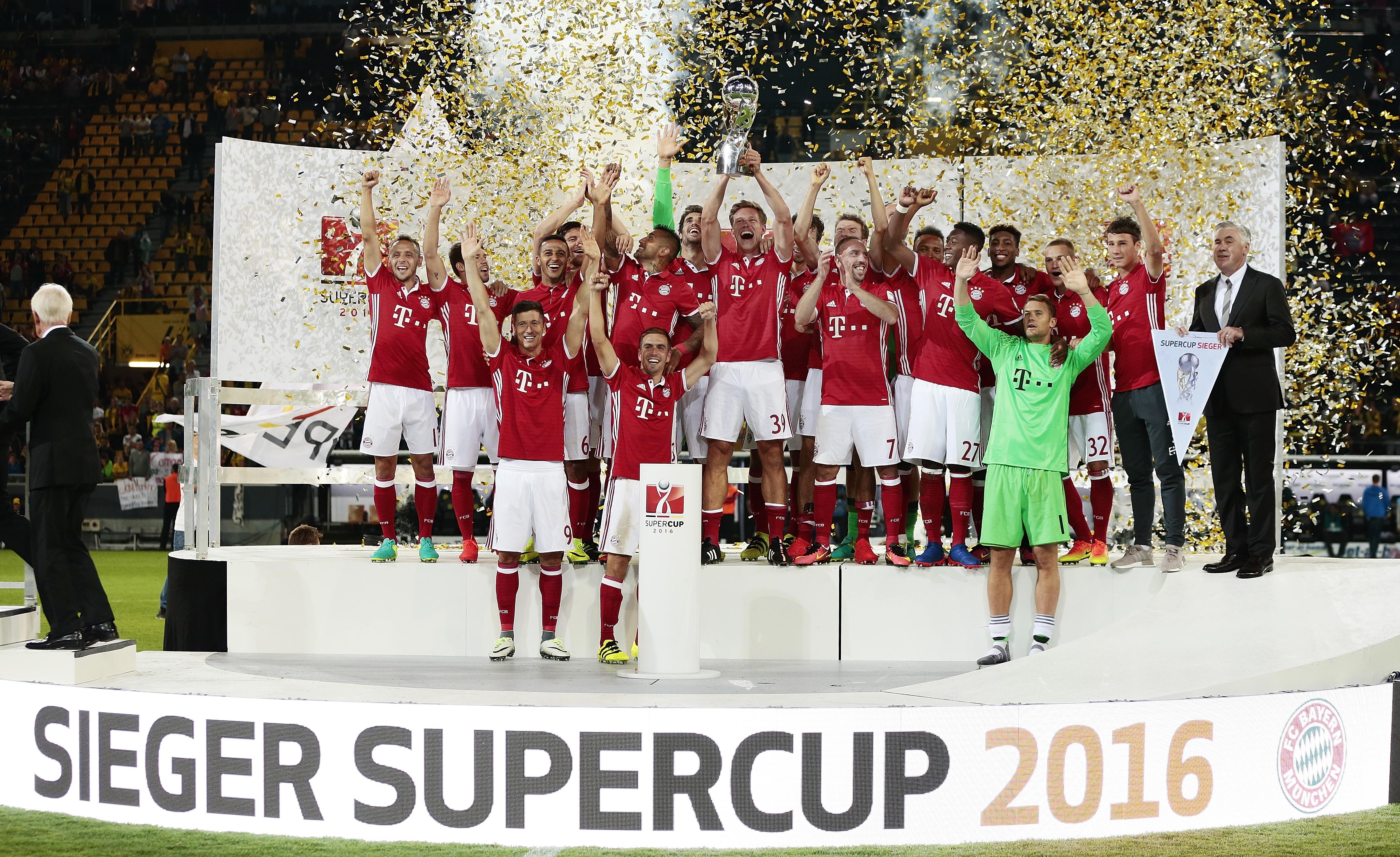 Ancelotti giành chiếc cúp đầu tiên ảnh 1 Ancelotti gianh chiec cup dau tien anh 1