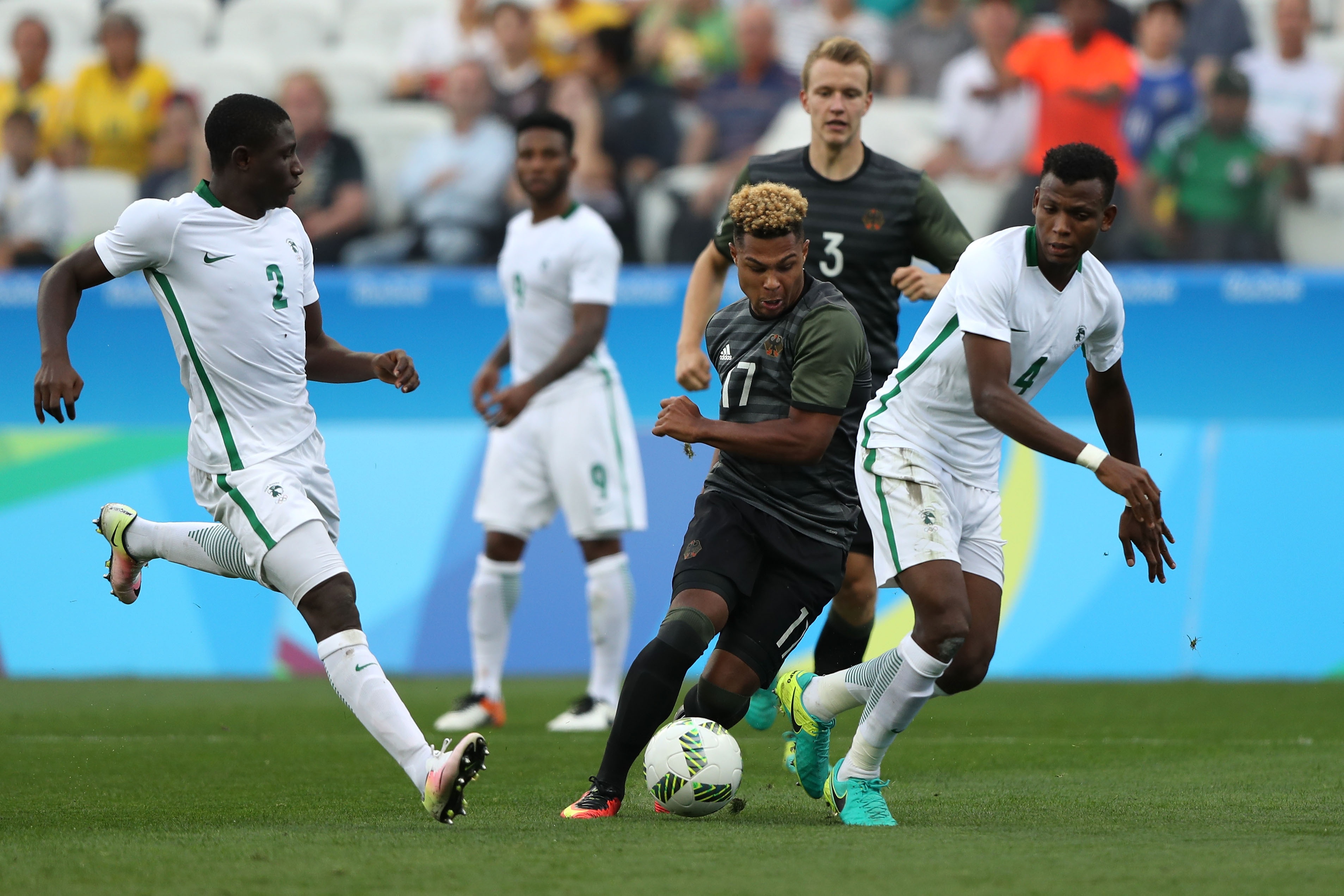 Đức thắng thuyết phục Nigeria ảnh 5 Duc thang thuyet phuc Nigeria anh 5