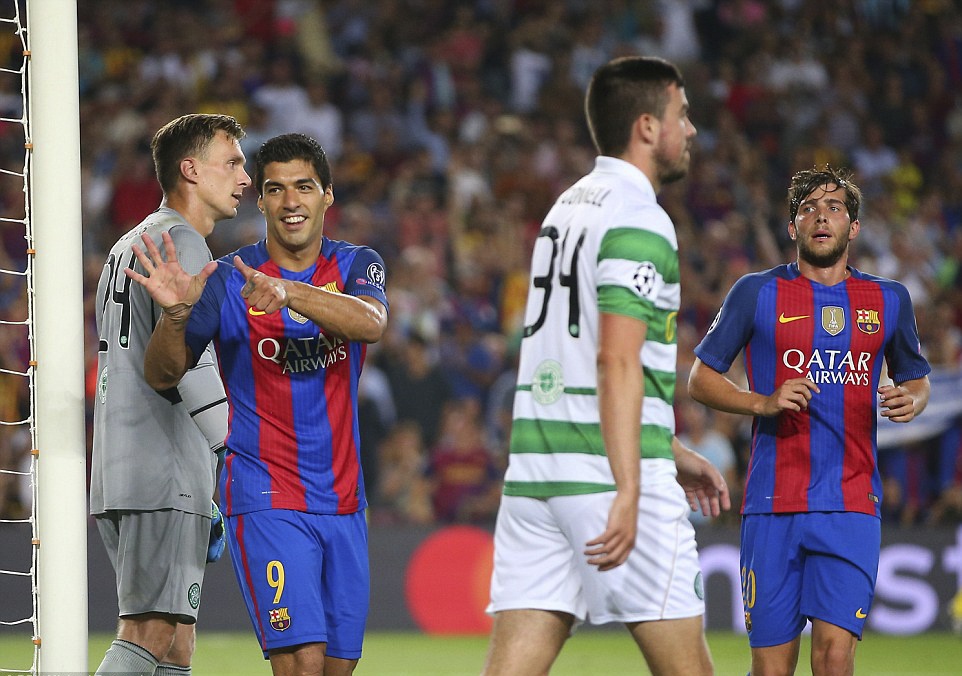 Messi lập hat-trick ảnh 10 Messi lap hat-trick anh 10