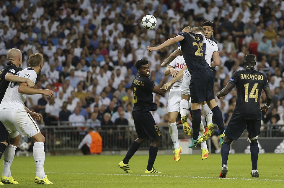 Tottenham bại trận trong ngày lập kỷ lục ảnh 6 Tottenham bai tran trong ngay lap ky luc anh 6