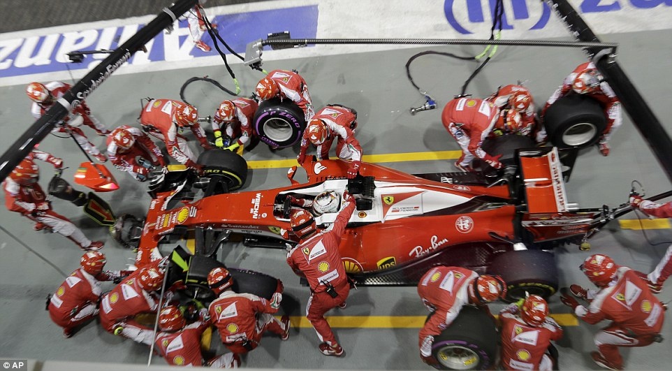 Rosberg đăng quang Singapore GP ảnh 14 Rosberg dang quang Singapore GP anh 14