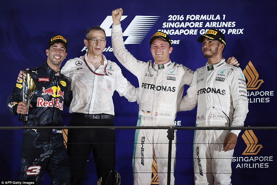Rosberg đăng quang Singapore GP ảnh 4 Rosberg dang quang Singapore GP anh 4