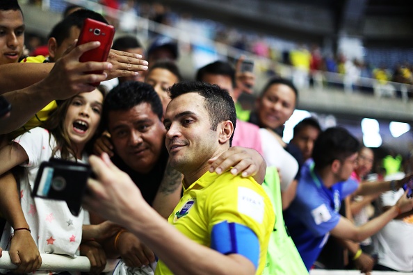 'Vua futsal' Falcao lap ky luc anh 7