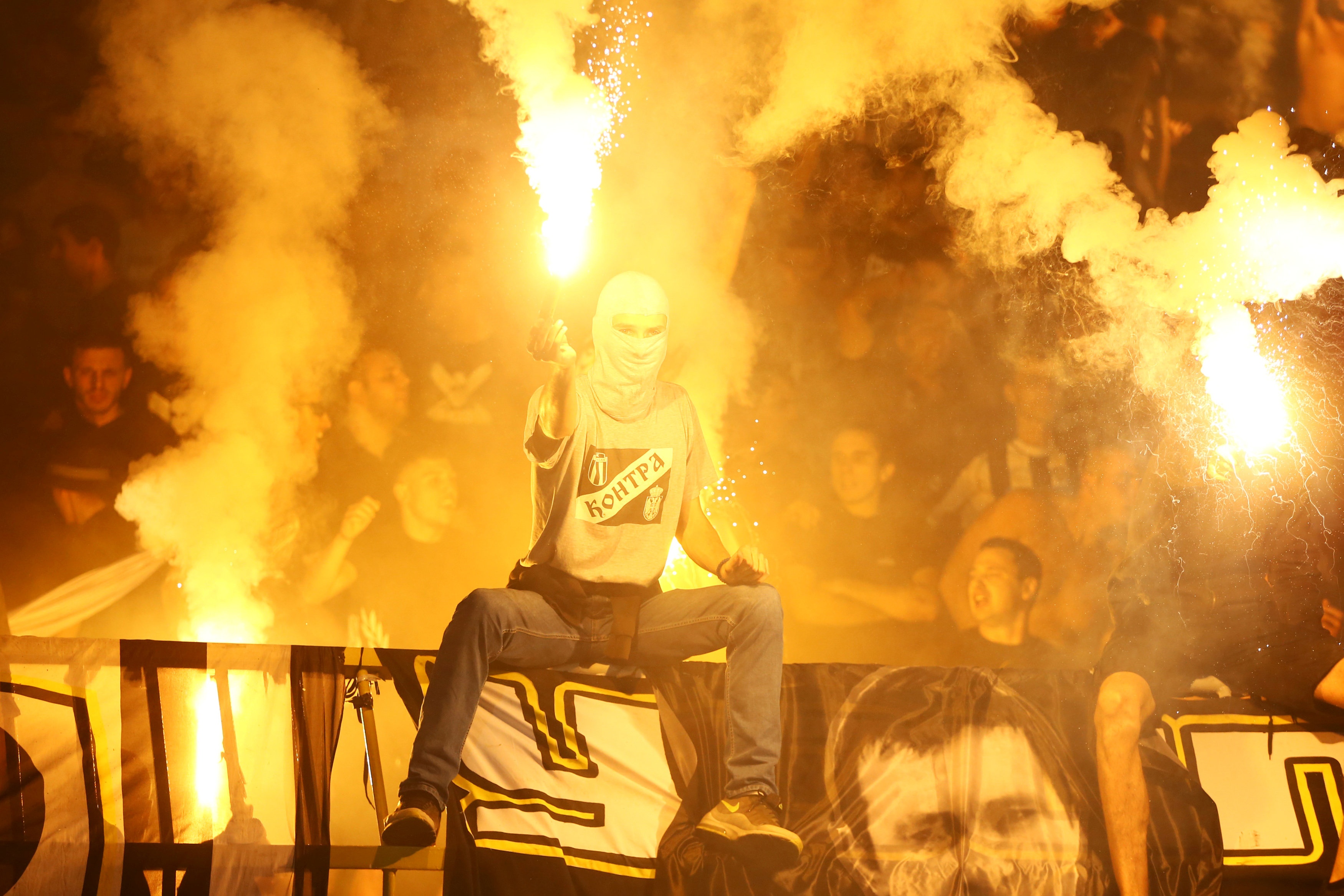 tran derby Serbia anh 8