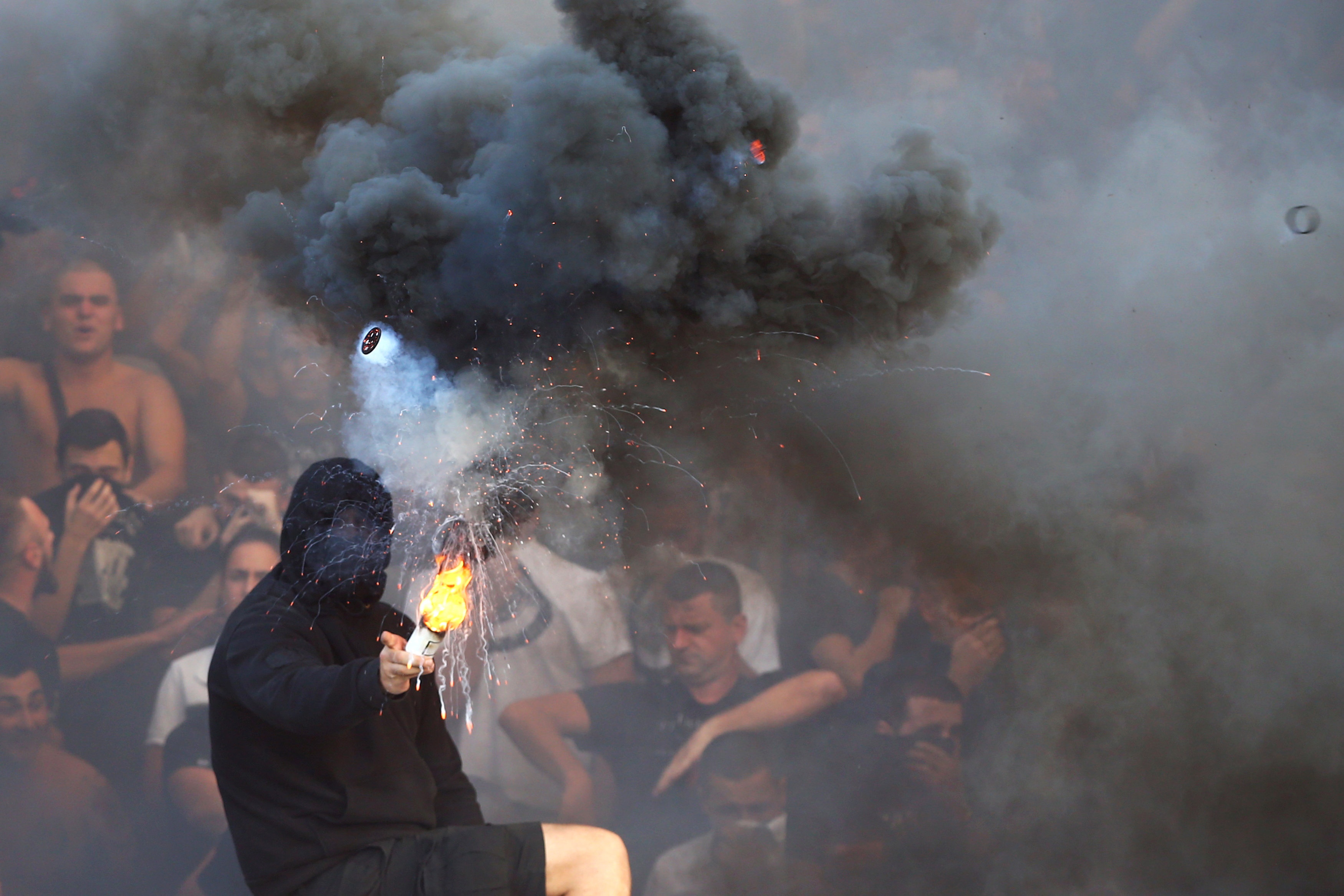 tran derby Serbia anh 4