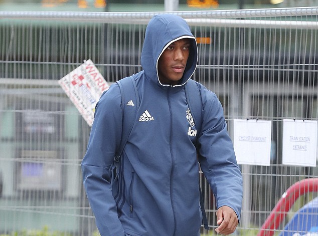 Mourinho và dàn sao MU ảnh 4 Mourinho va dan sao MU anh 4