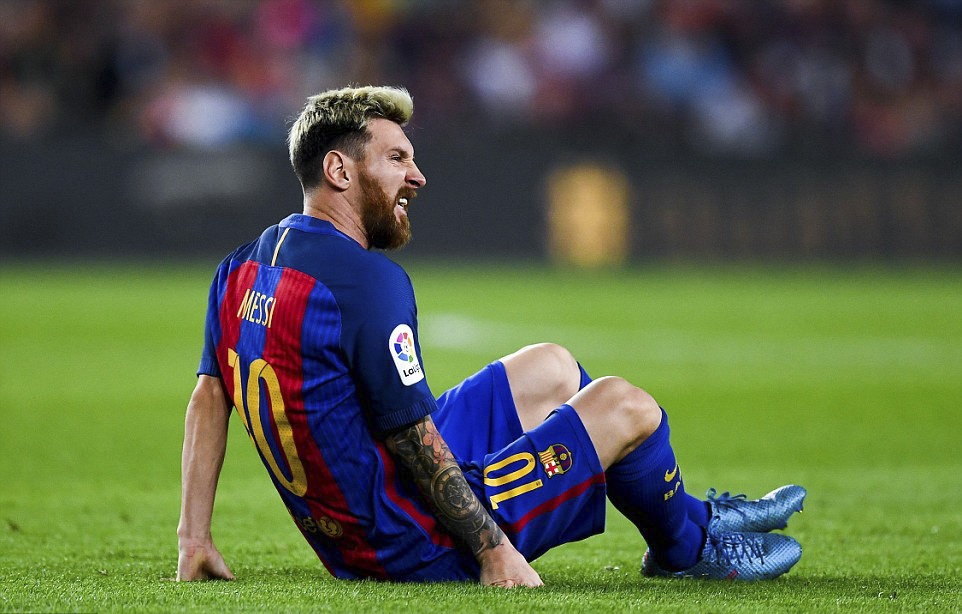 Messi chan thuong anh 6