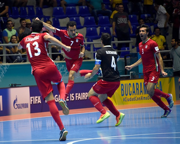 Tuyen Iran tri an 'Vua futsal' Falcao anh 9