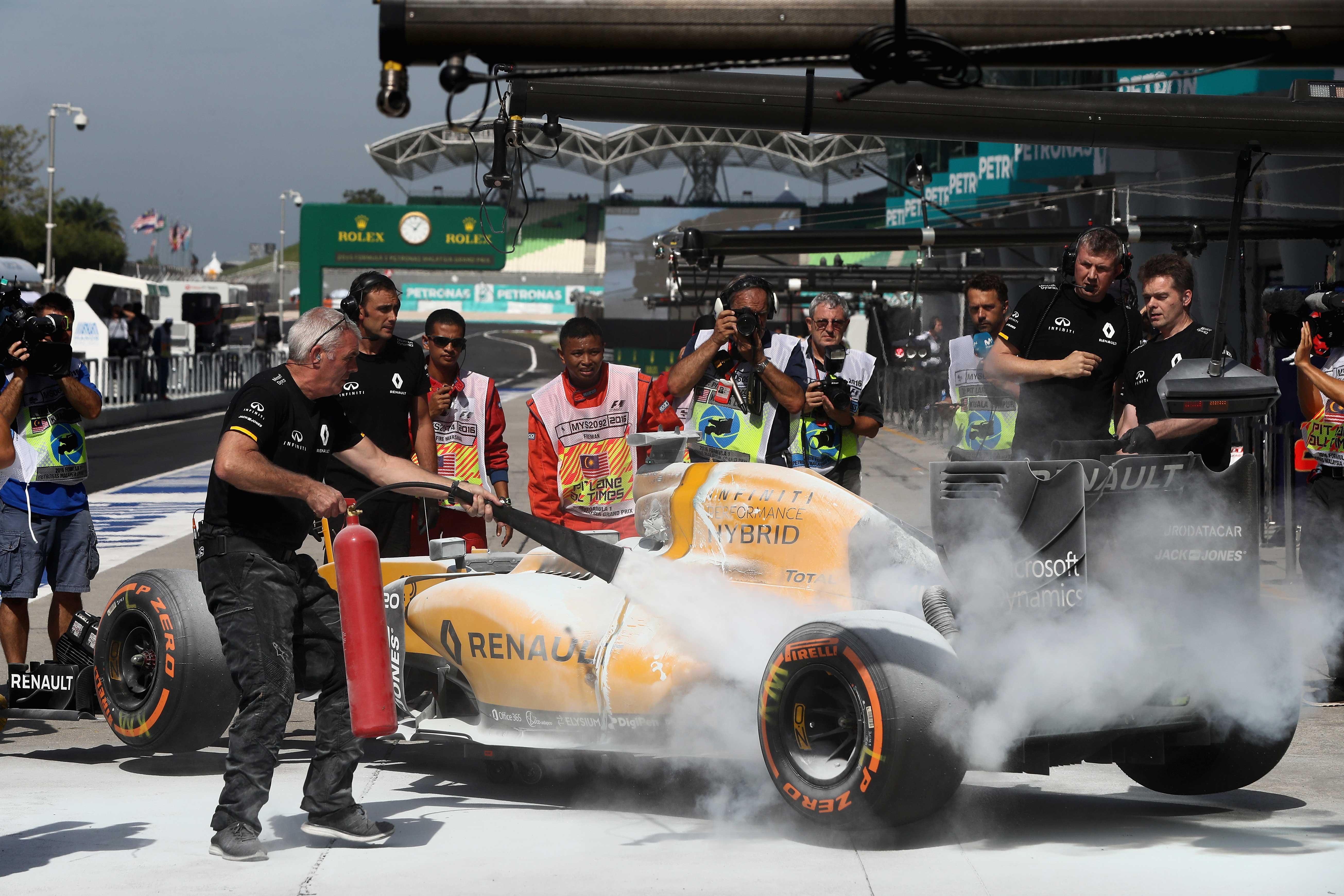 Tay dua F1 kip thoat than anh 5