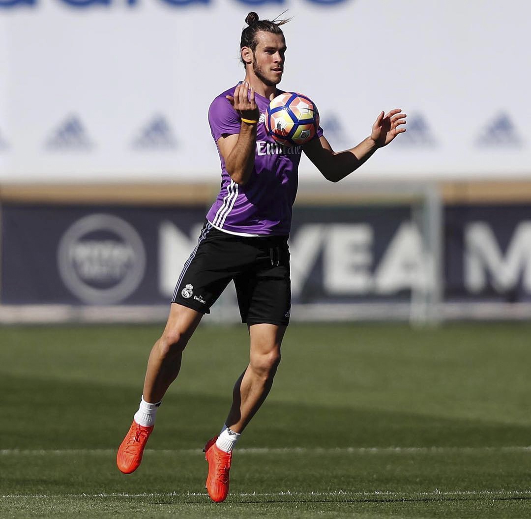 Ronaldo va dong doi gong minh chup anh anh 8