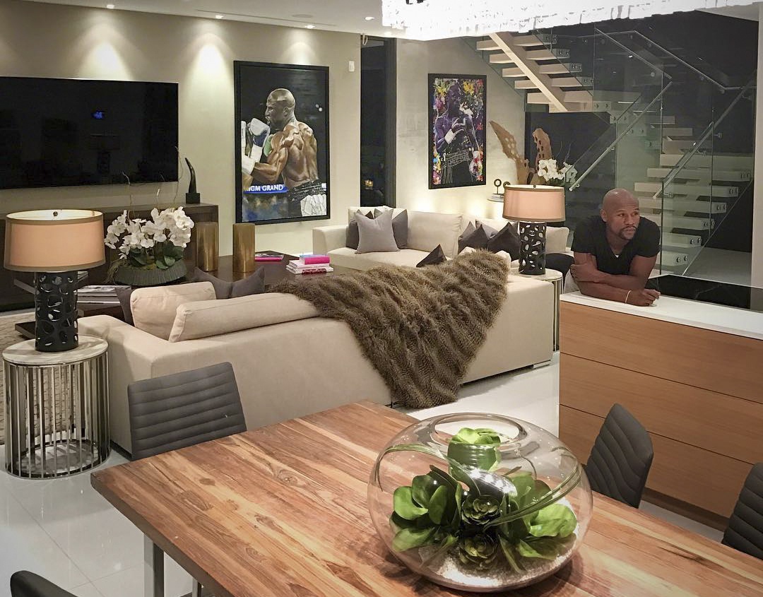 Mayweather nem tien anh 4