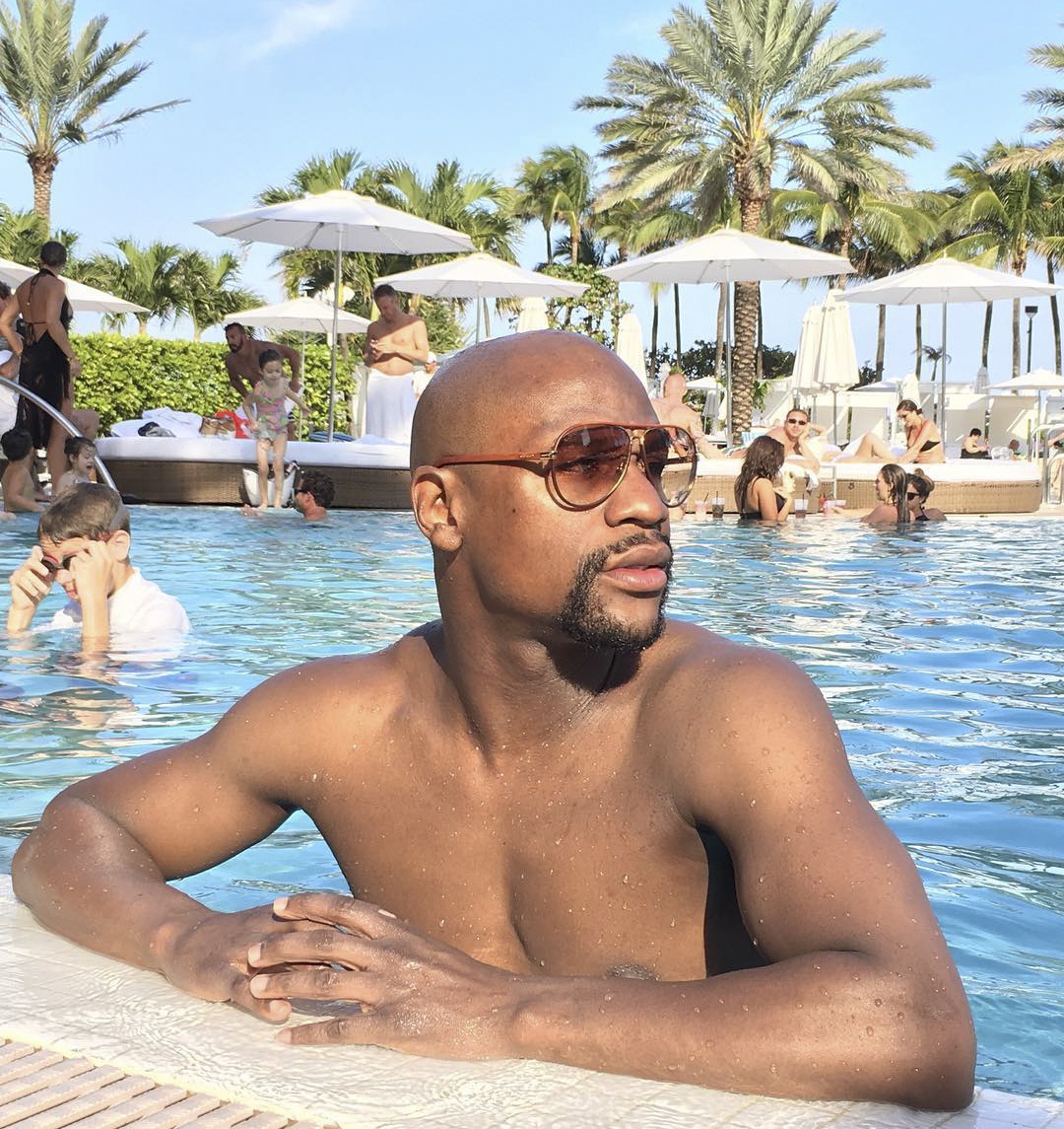 Mayweather nem tien anh 5