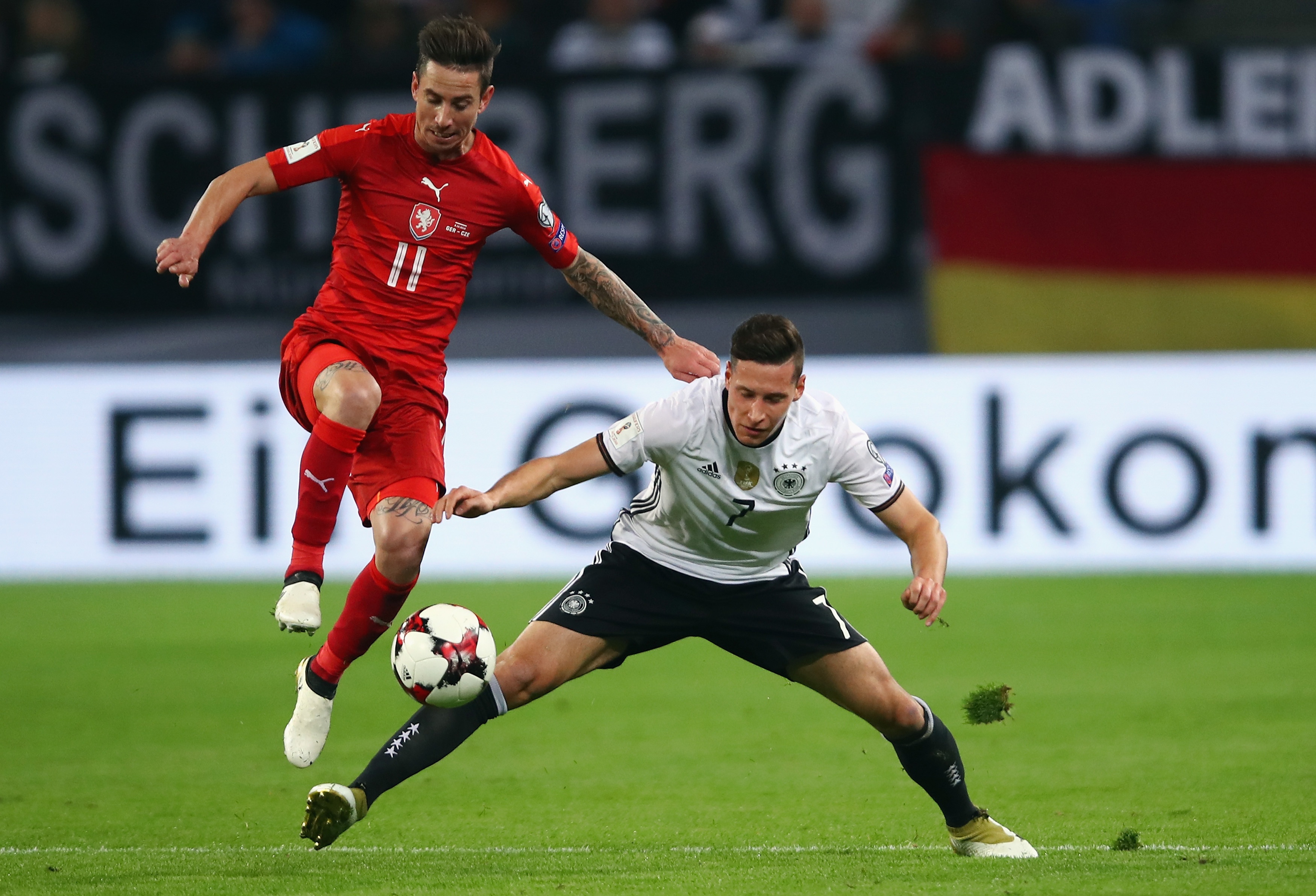 Duc thang dam CH Czech anh 1