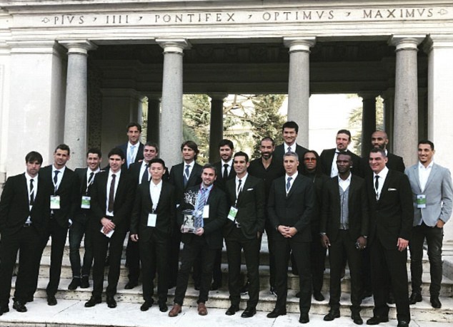 Maradona va con trai anh 1