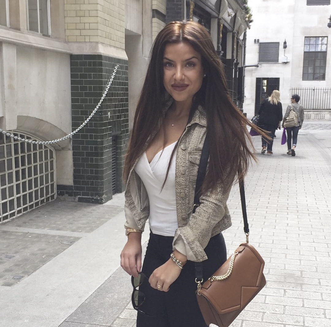 Ronaldo bổ nhiệm con gái ‘siêu cò’ Mendes ảnh 5 Ronaldo bo nhiem con gai ‘sieu co’ Mendes anh 5