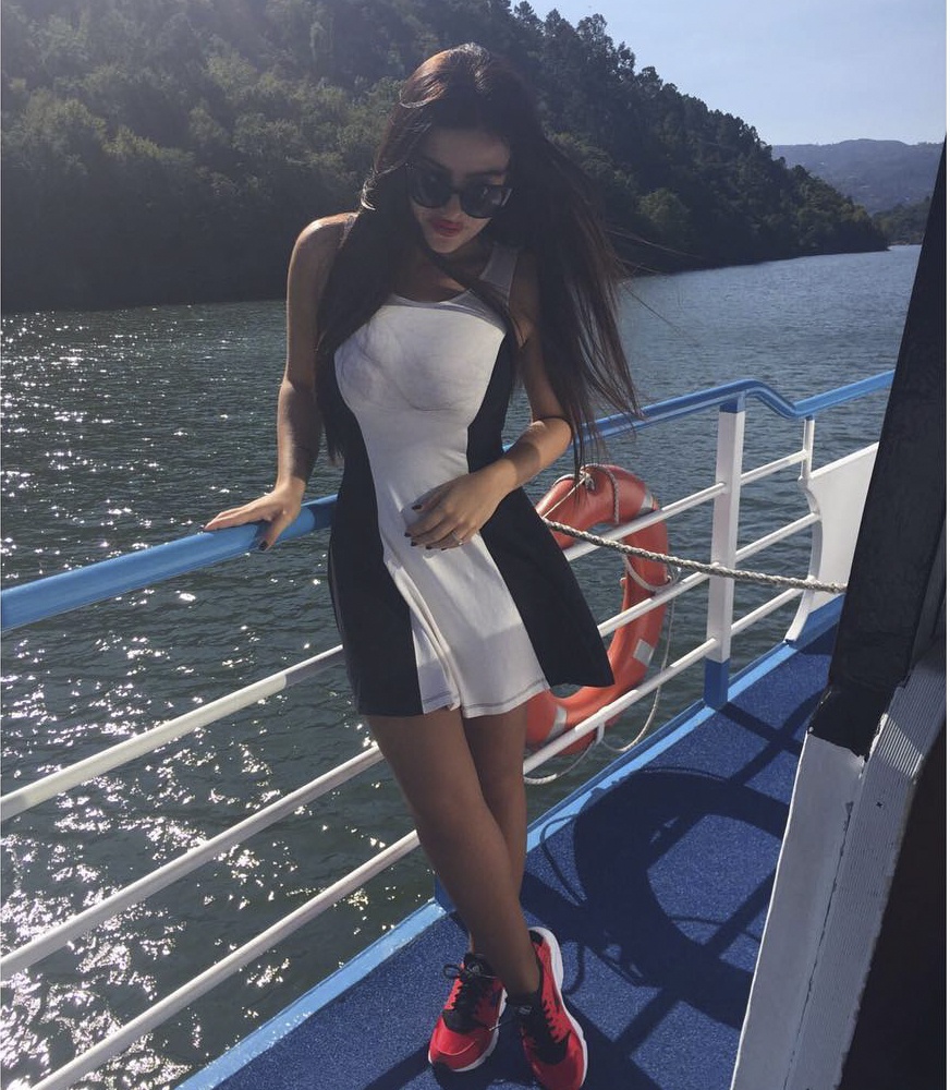 Ronaldo bổ nhiệm con gái ‘siêu cò’ Mendes ảnh 6 Ronaldo bo nhiem con gai ‘sieu co’ Mendes anh 6