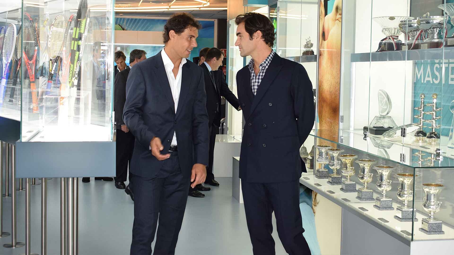 Federer banh bao du khai truong hoc vien anh 6