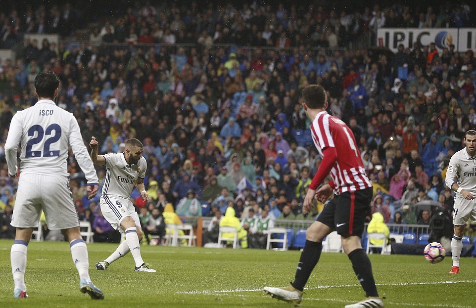 Real nhọc nhằn lên ngôi đầu ảnh 7 Real nhoc nhan len ngoi dau anh 7