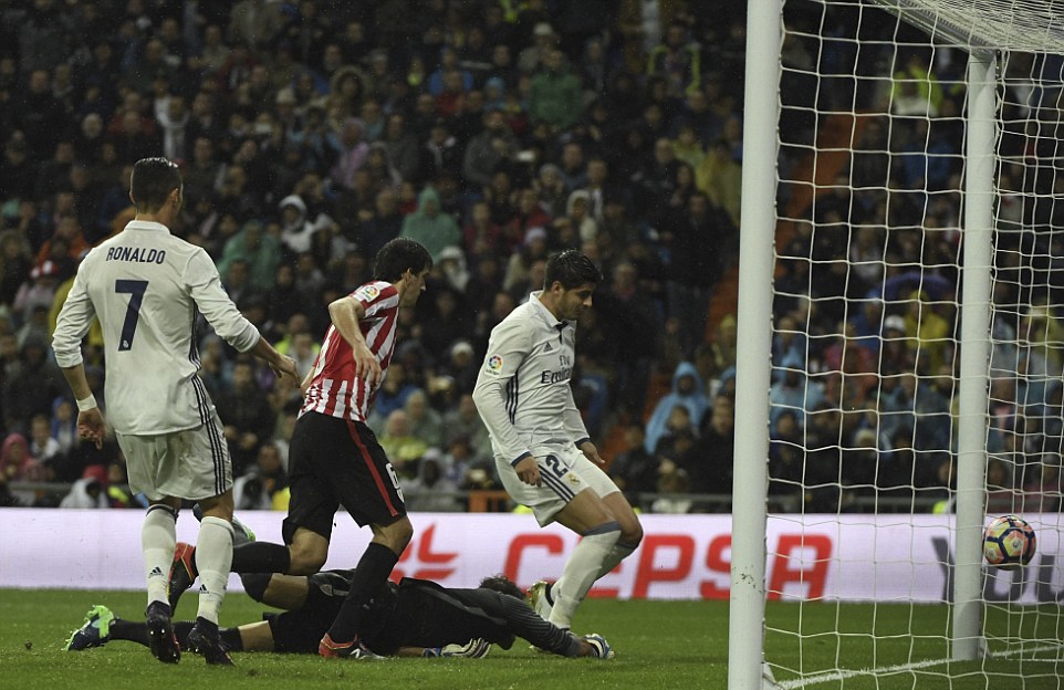 Real nhọc nhằn lên ngôi đầu ảnh 10 Real nhoc nhan len ngoi dau anh 10