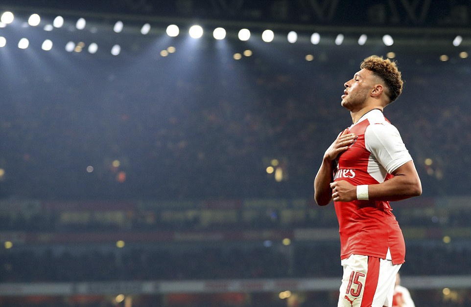 Chien thang khong tron ven cua Arsenal anh 6