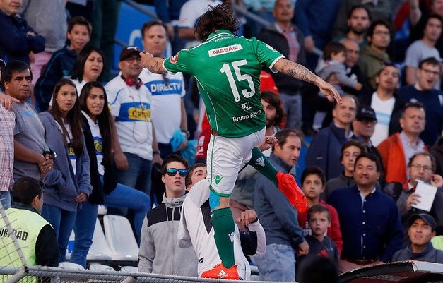 Tien dao Sebastian Pol tan cong co dong vien Catolica hinh anh