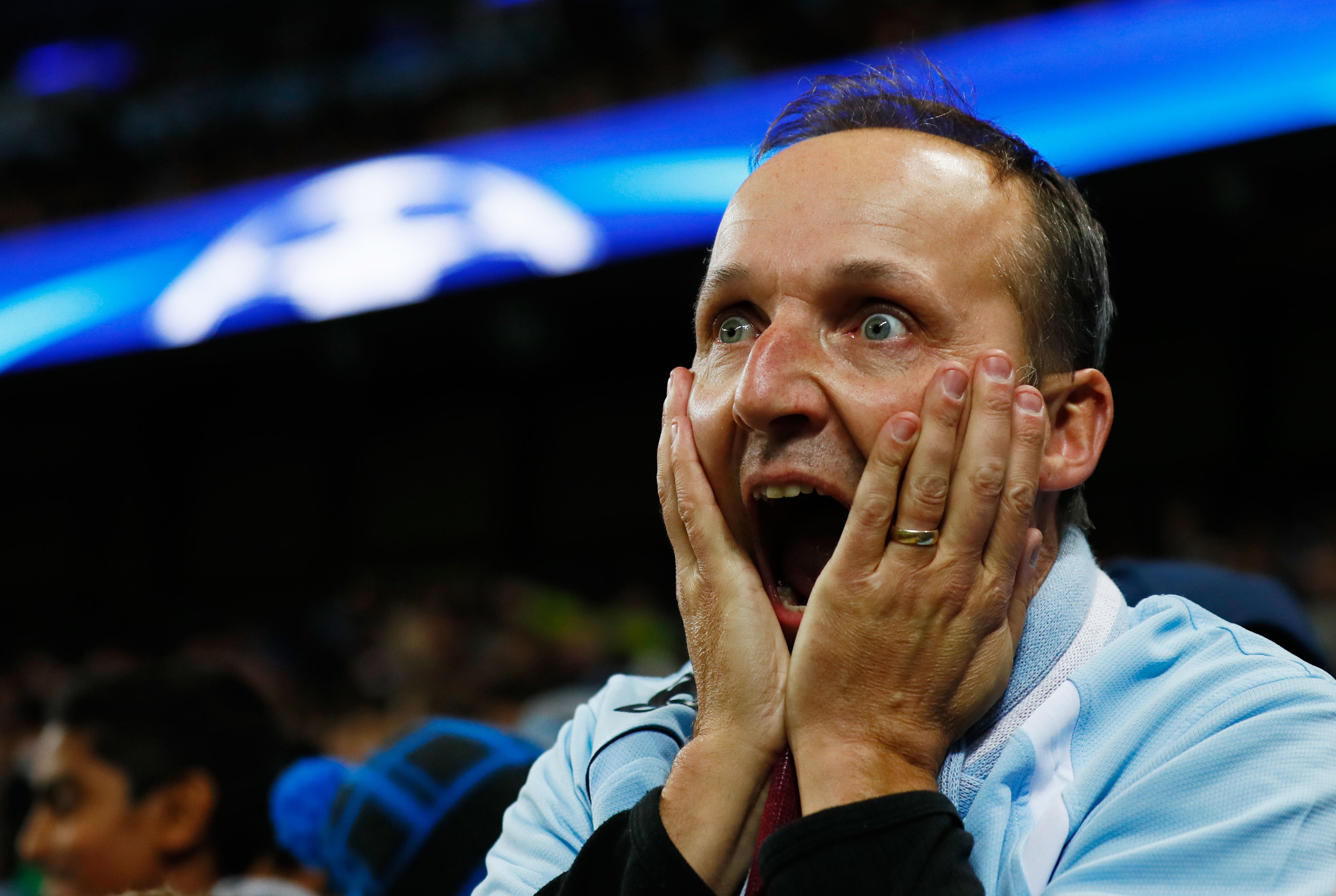 Barca van thua nguoc 1-3 Man City anh 16