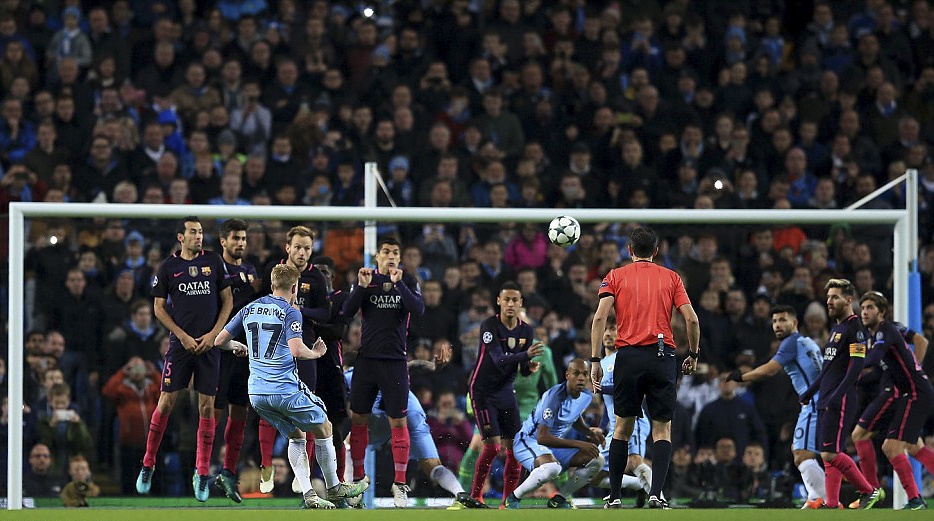 Barca van thua nguoc 1-3 Man City anh 10