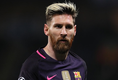 Lo danh tinh thanh vien Man City bi Messi mang ‘ngu ngoc’ hinh anh