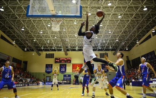 Dien bien chinh tran HN Buffaloes vs HCM City Wings hinh anh