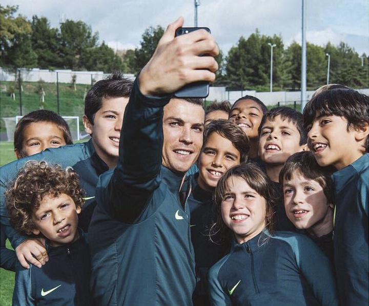 Ronaldo hao hung tap luyen anh 10