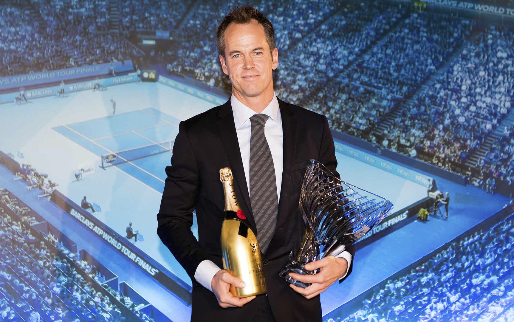 8 tay vot manh nhat the gioi anh 8