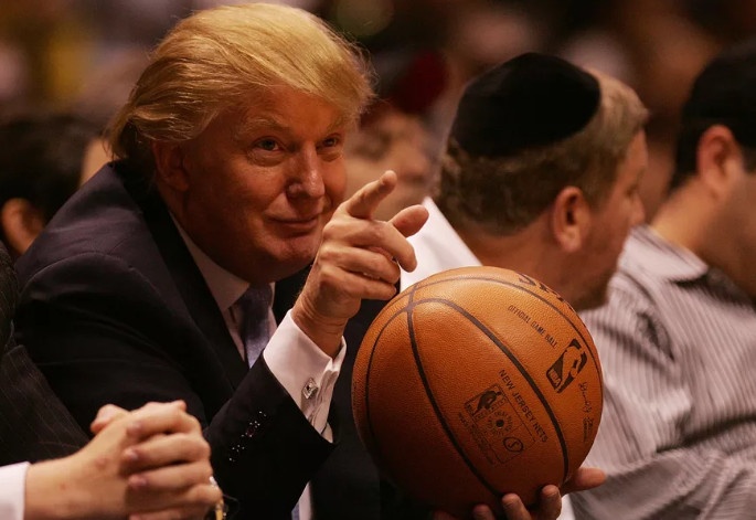 Cac doi bong NBA tay chay khach san cua Donald Trump hinh anh