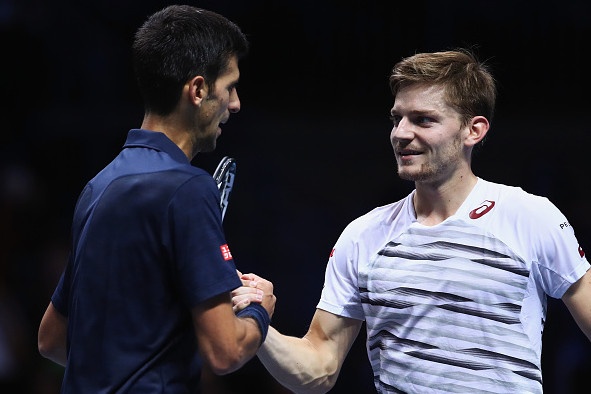 Djokovic thang chong vanh tay vot dong the hinh anh