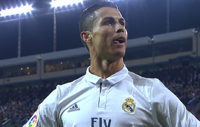 Ronaldo lap hat-trick giup Real de bep Atletico hinh anh